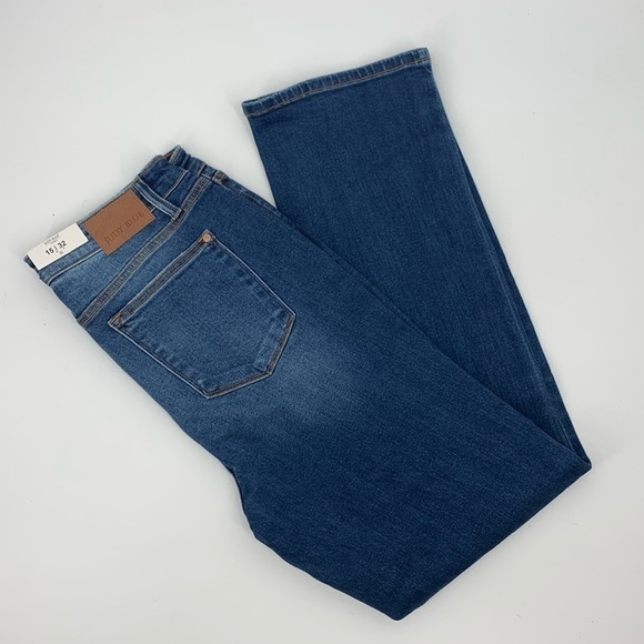 Judy Blue Denim - NWT Judy Blue High Waist Hidden Button Dad Jean Women’s Size 15/32